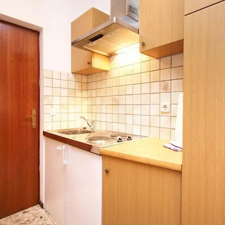 Studio 4496c Apartman *
